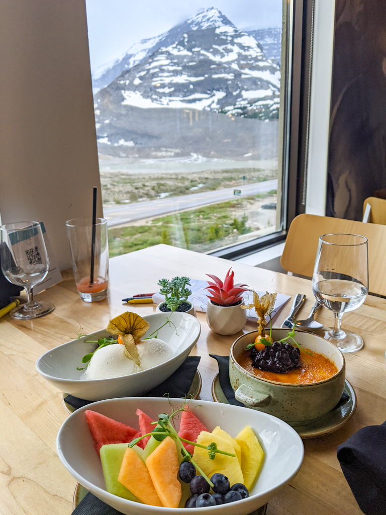 altitude-restaurant-glacier-view-lodge-jasper-21 (5)