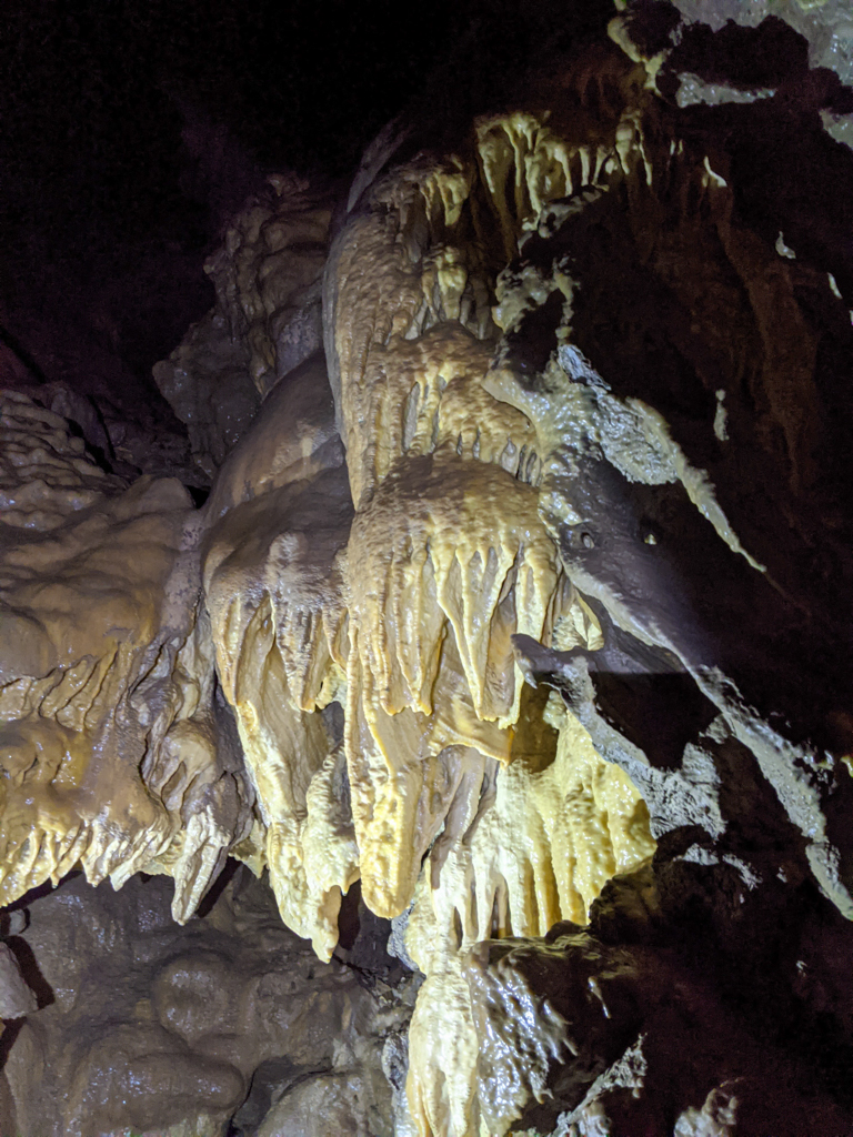 canmore-cave-tours-rsz-04