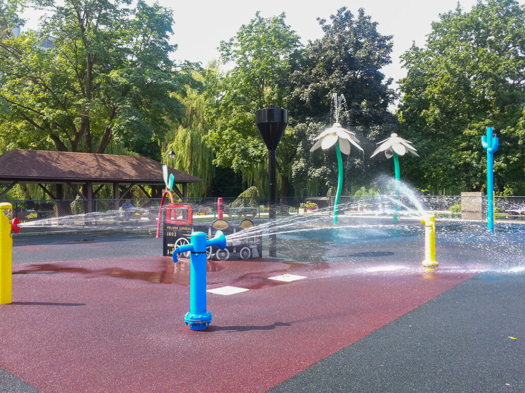 polson park spray park vernon bc