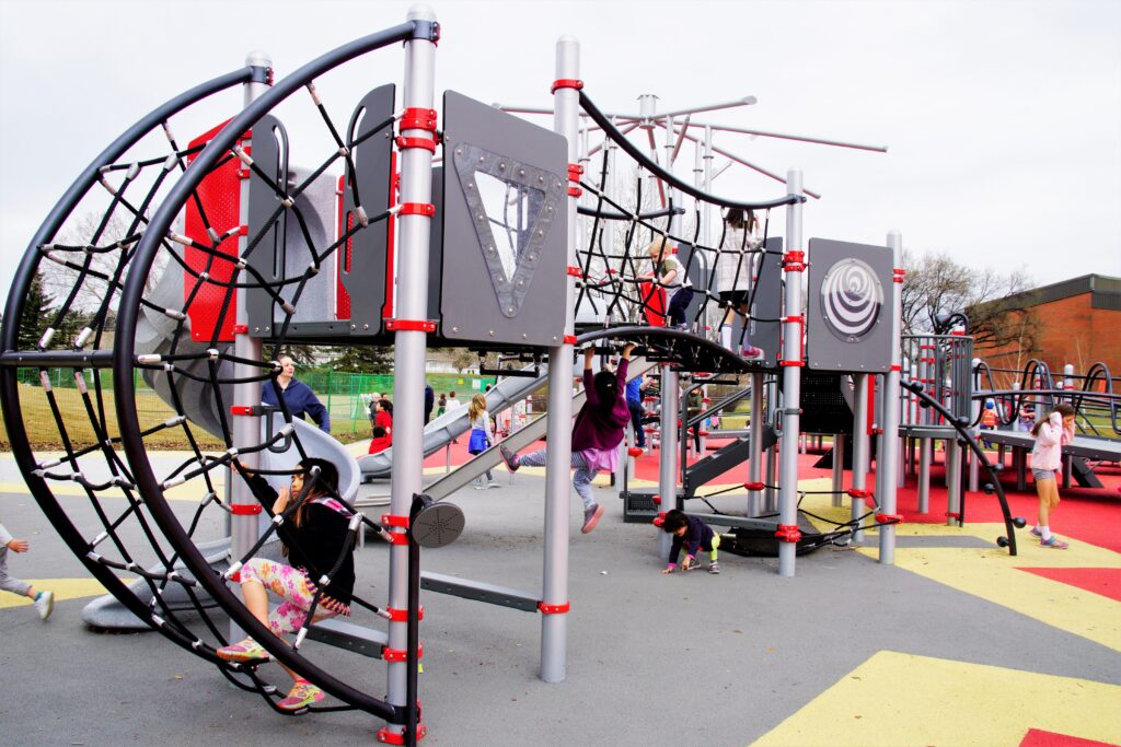 shouldice-park-playground