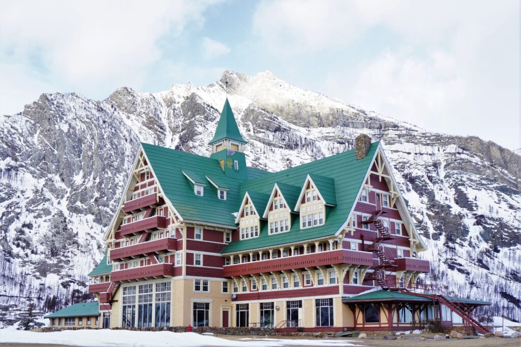 Prince-of-Wales-Hotel-Waterton