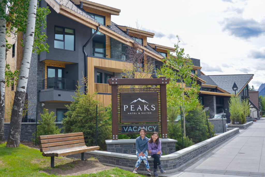 peaks-hotel-and-suites-banff-rsz-1