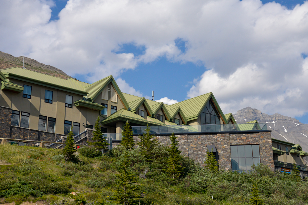 glacier-view-lodge-icefields-parkway-2