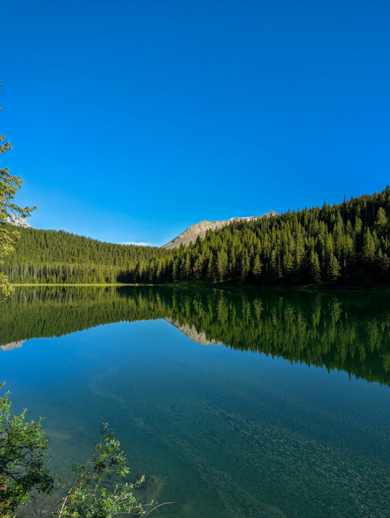 Allison Creek Falls, Chinook Provincial Recreation Area Play Outside Guide Allison Creek Falls, Chinook Provincial Recreation Area Play Outside Guide